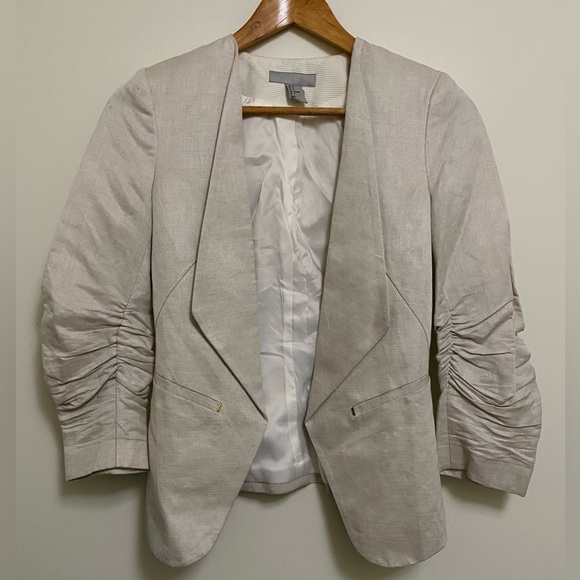 H&M Women’s Blazer - Picture 1 of 3